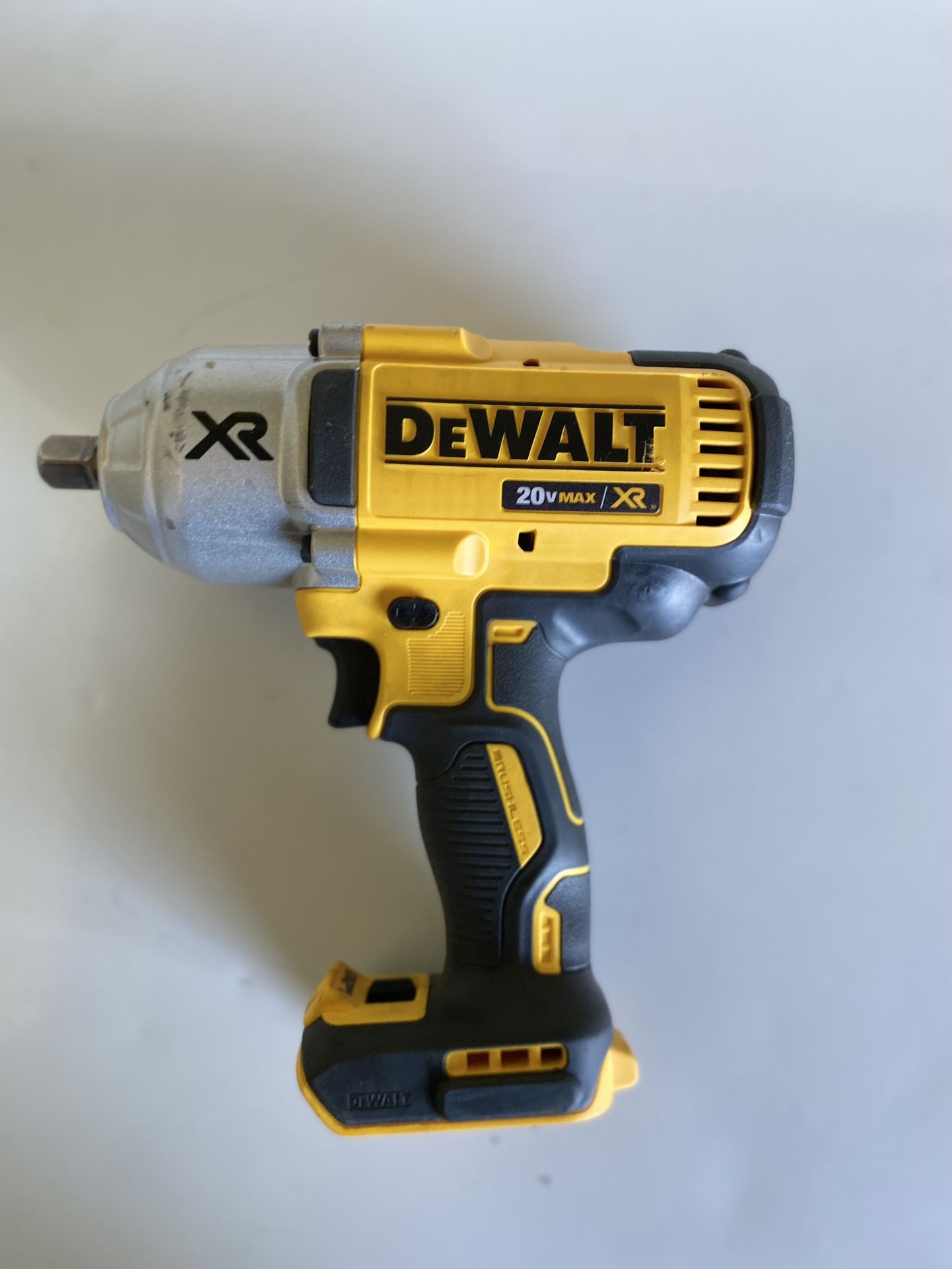 Dewalt 20V MAX Cordless 1/2 in. Impact Wrench