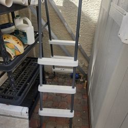 Pool Ladder