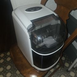Countertop Hollow Ice Maker