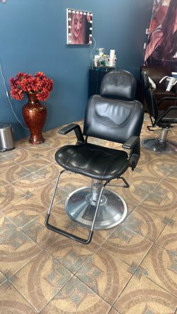 Professional leather adjustable Salon Chair Black
