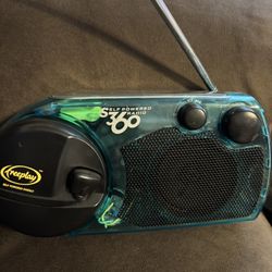 Self Powered/solar Radio