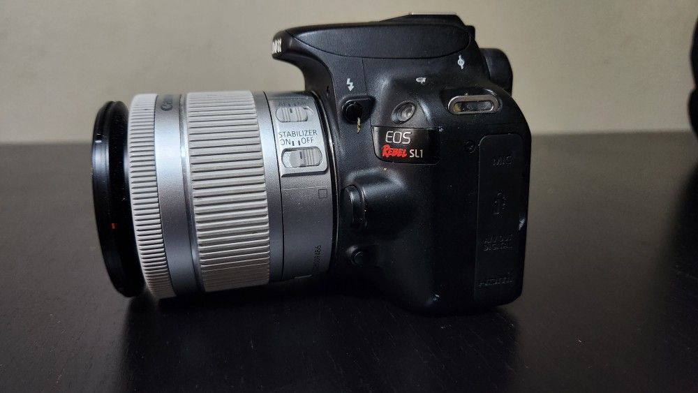 Canon SL1
