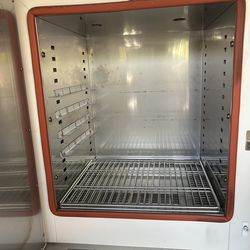Oven for laboratory or special use