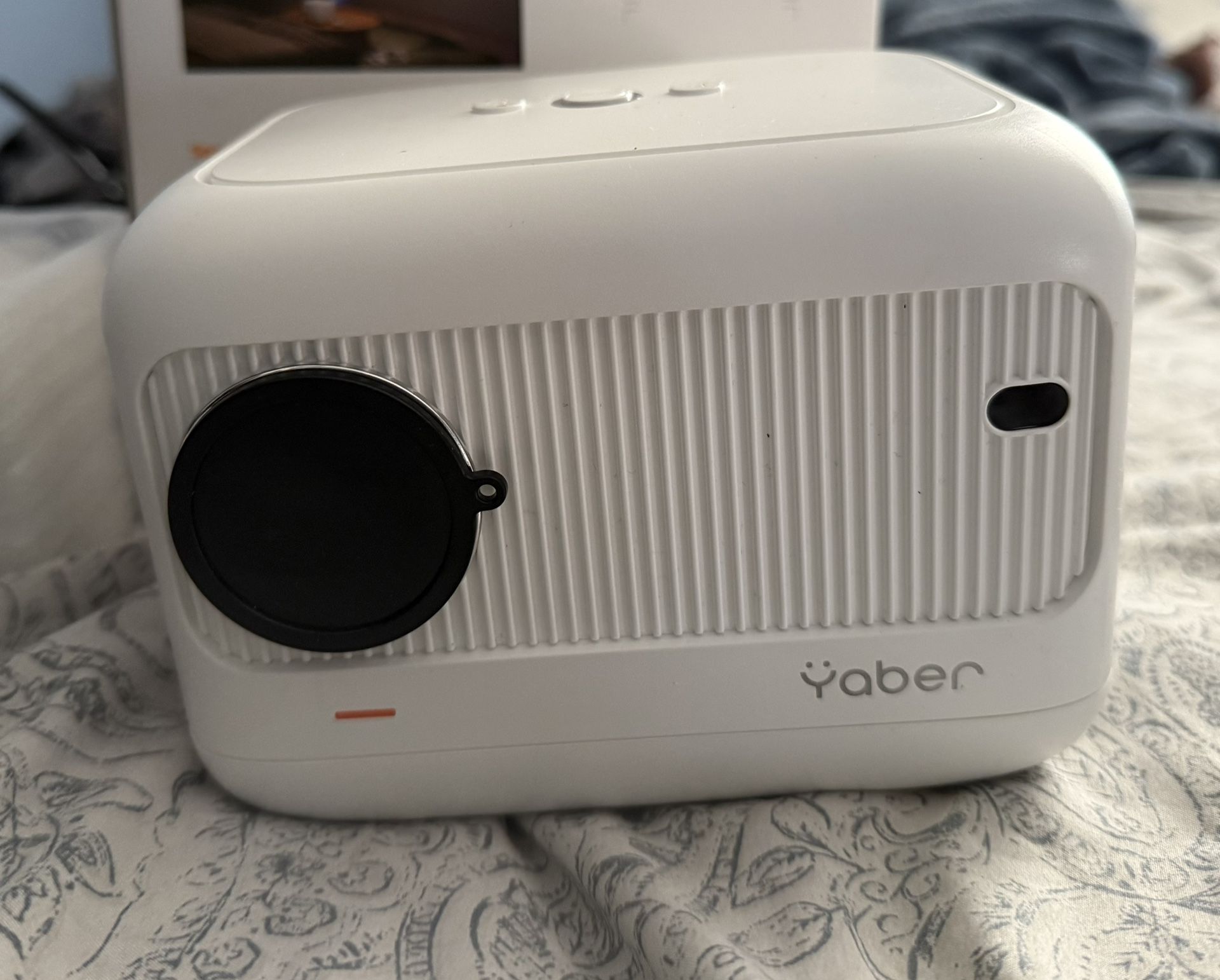Mini Projector with 5G WiFi and Bluetooth