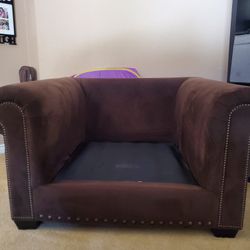 Oversized Chase Chair