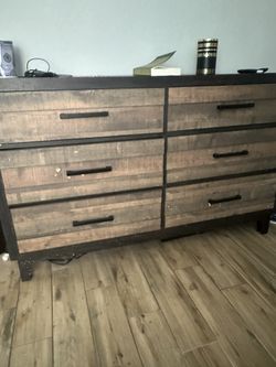6 Drawer Dresser