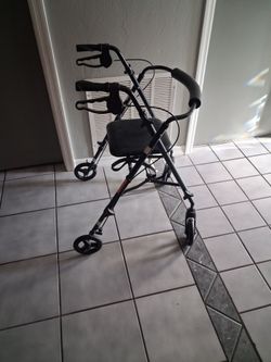 Walker with seat