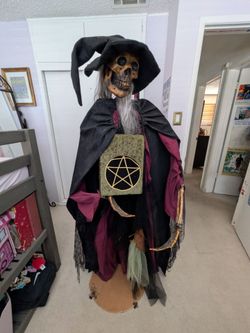 Spirit Halloween Vintage Macabre Witch Prop