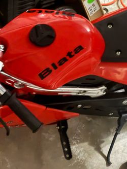 Pocket bike new barely used