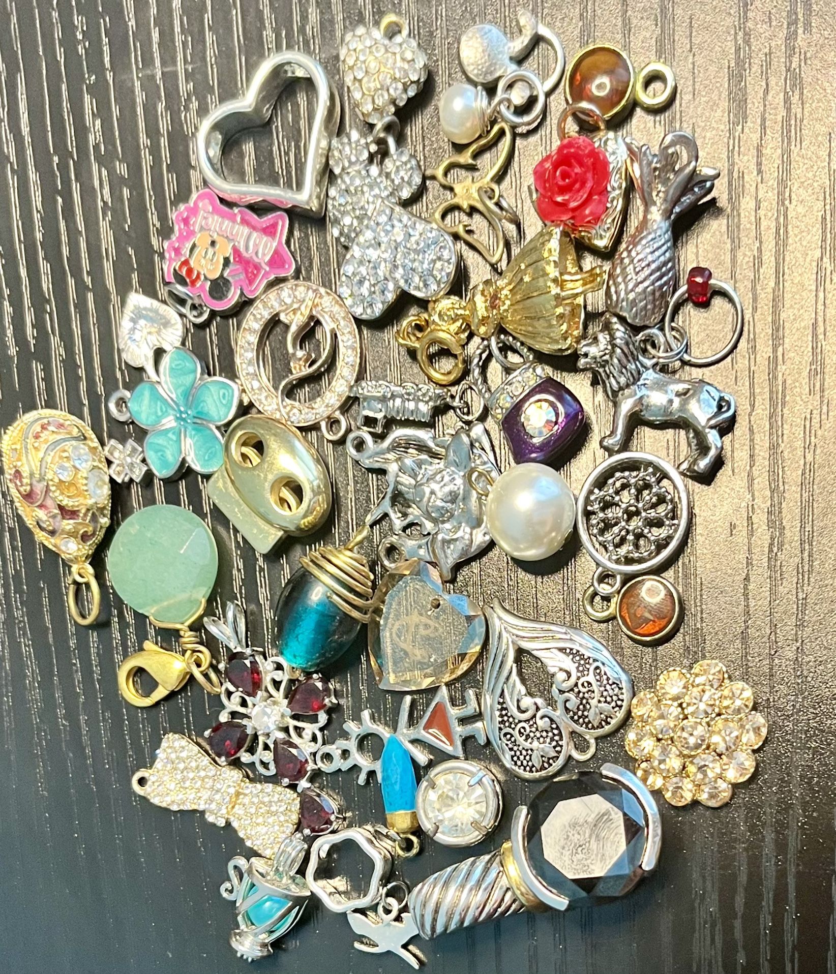 Pendant Lot