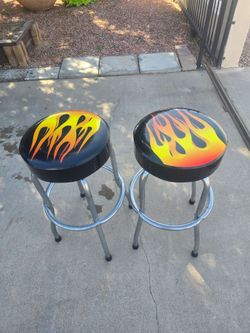 Bars stools