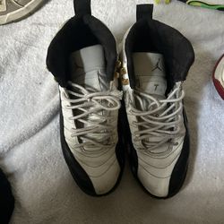jordan 12s royalty’s 