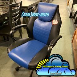 Blue Black Office Chair New With Wheels 