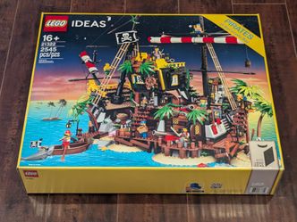 Brand New Retired LEGO #21322 Pirates Of Barracuda Bay