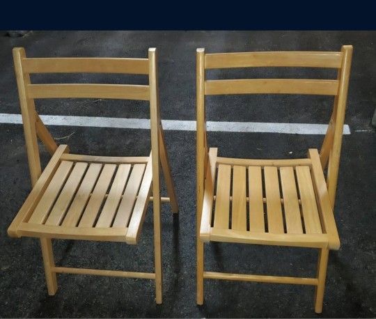 Set Of 2 World Market Folding Wood Chairs
