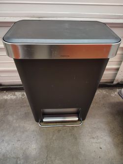Medium Trashcan 