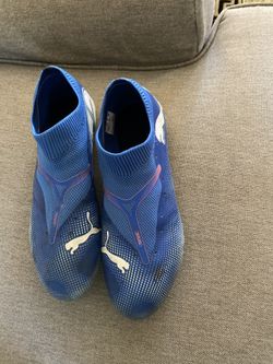 Soccer Cleats Size 8