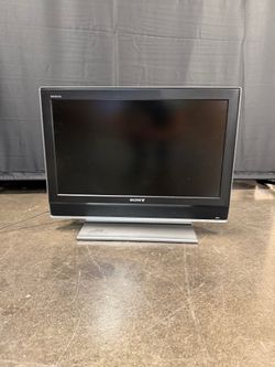 SONY BRAVIA 26” LCD TV with Silver Stand | KDL-26M3000