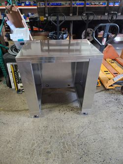 Refrigerator cabinet