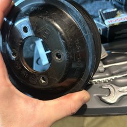 BMW Oem Water Pump Pulley 