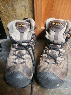 mens Keen shoes