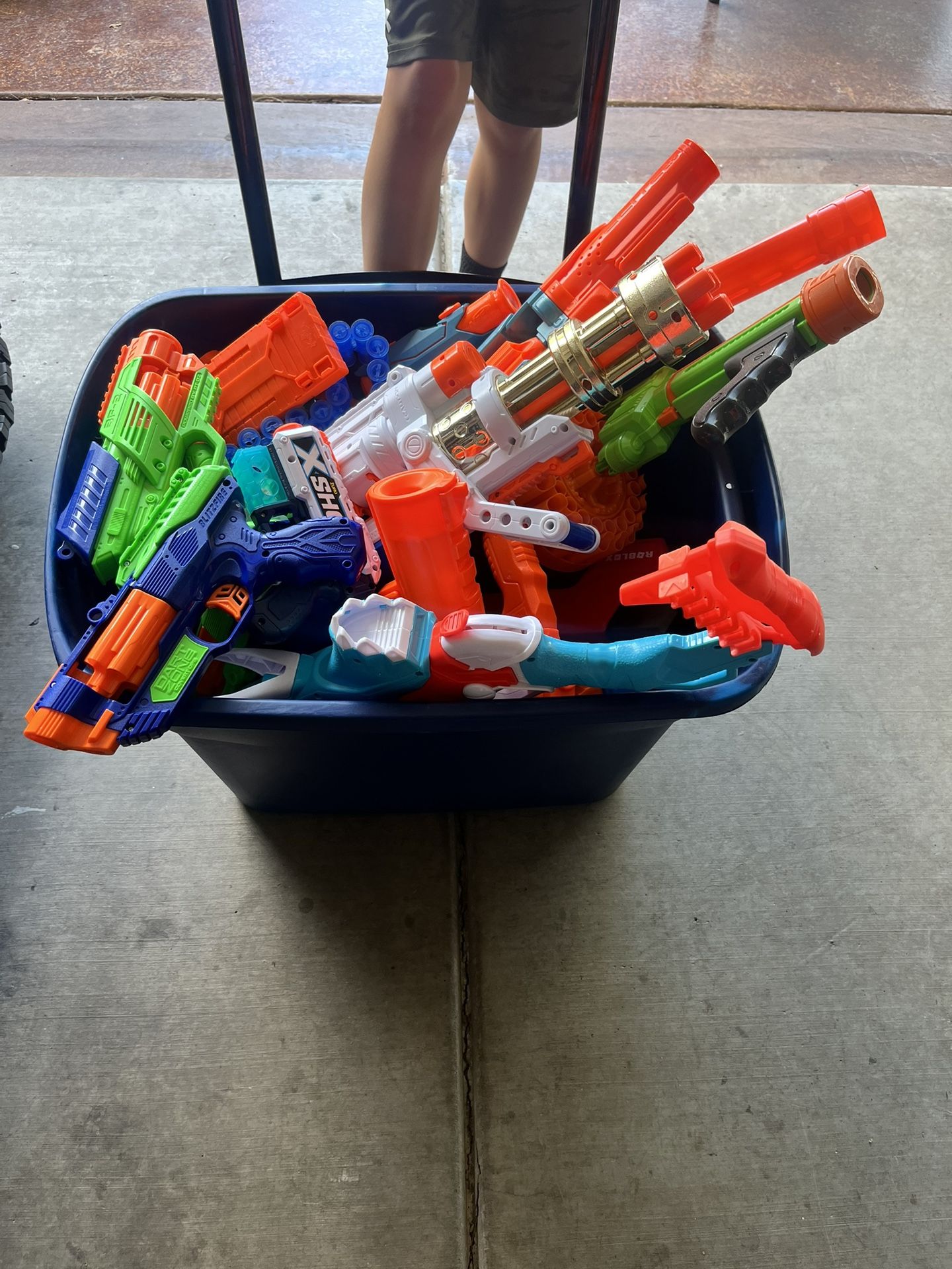 Lot Of Nerf Guns