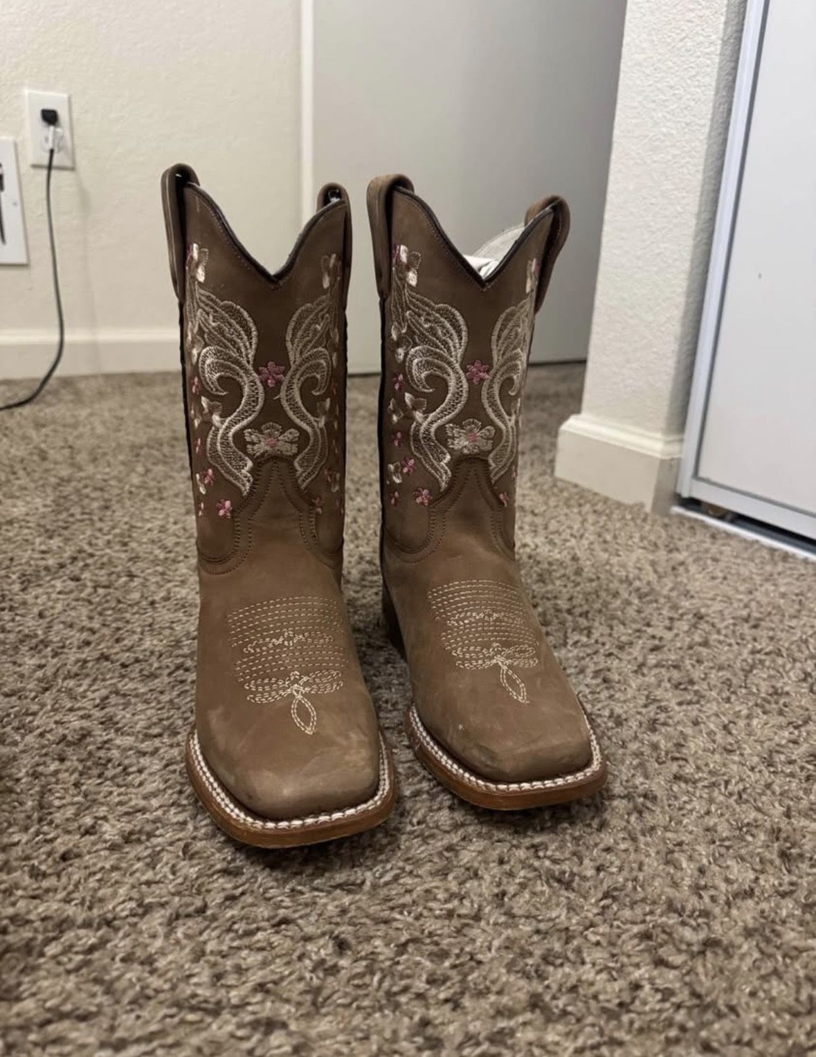 Women’s Cowgirl Boots 