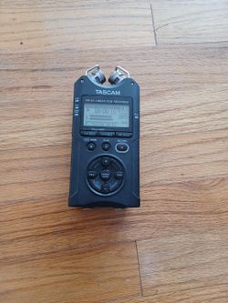 Tascam DR-40 Recorder