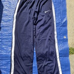 Boys Nike Pants Medium