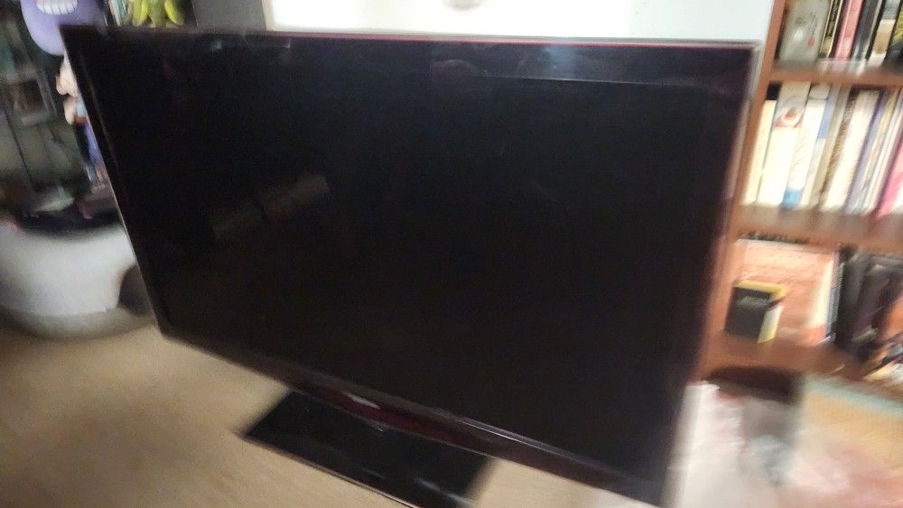 55" TV For Sale $50 Obo