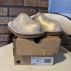 UGG Keegan Metallic Slippers – Gold (Kids Size 1) $50