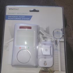 NEW SMART SECURITY SYSTEM. DRIVEWAY OR  ANY AROUND THE HOUSE OR SHOP.  LETS YOU KNOW IF SOMEONE IS WITHIN 400  FT