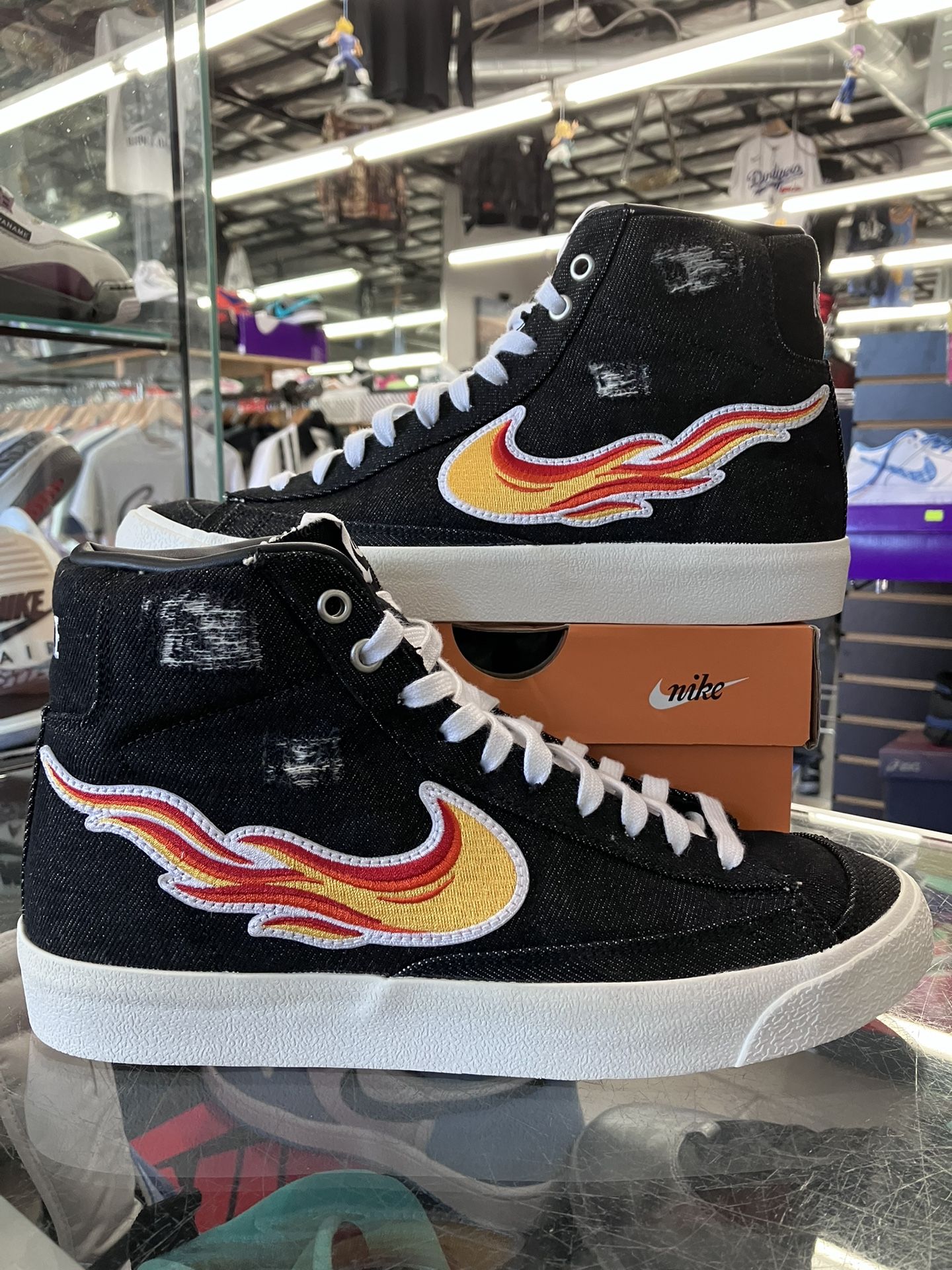 Nike Blazer Mid Cleveland Rocks