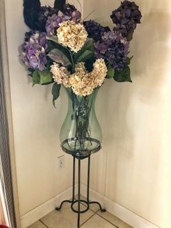 Flower Base And Stand Decor