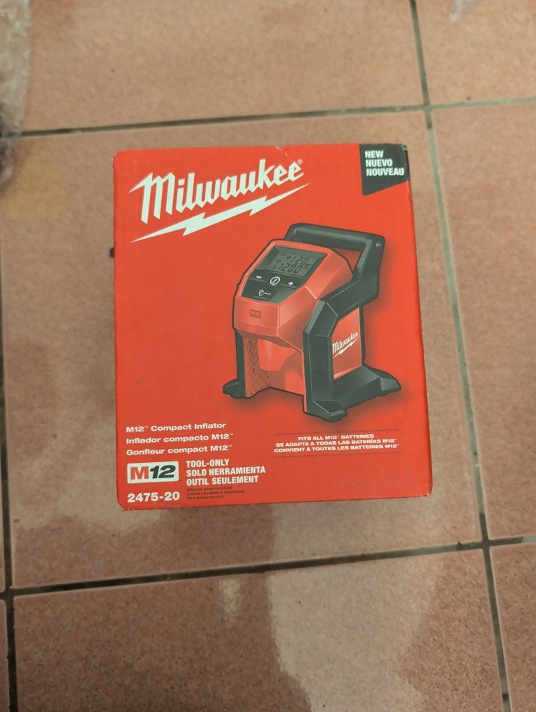 Milwakee M12 Compact Inflater