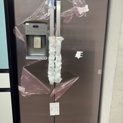 Ge Brand New Stainless Steel Refrigerator 
