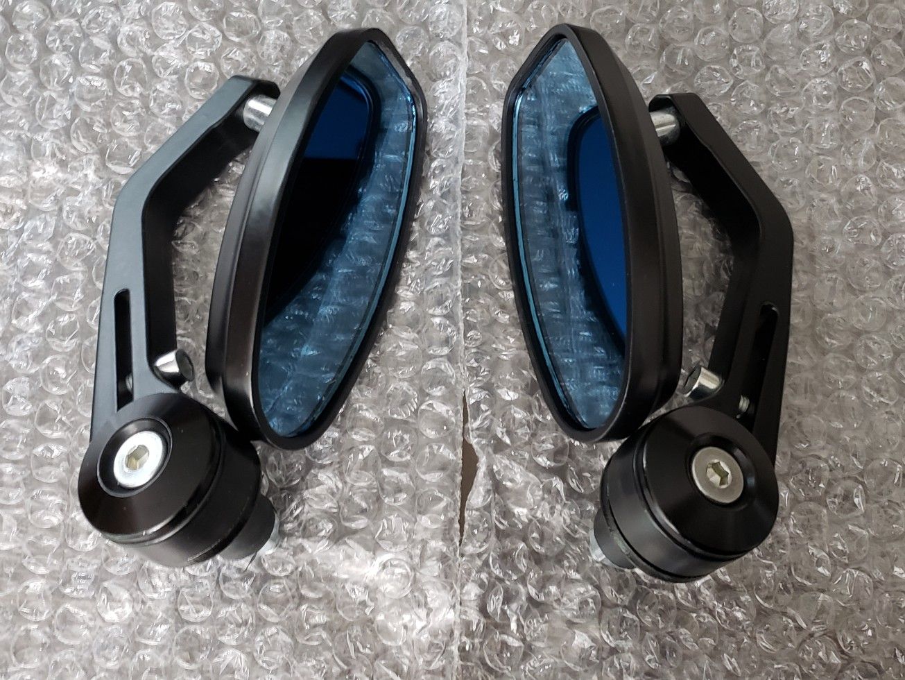 SUZUKI, HONDA, KAWASAKI, YAMAHA, DUCATI, GSXR, R6, R1, ZX6, ZX10R, CBR, Bar end Side Mirror and Bar end weights