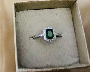 Sterling silver emerald size 10 ring