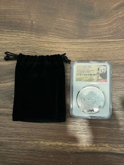 OFFICIAL PANDA ISSUE 2015 1oz CHINA SILVER PANDA SMITHSONIAN INSTITUTION PF 70 ULTRA CAMEO BAO BAO.