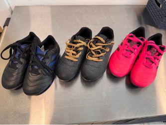 3 Pairs little Kids Soccer Cleats