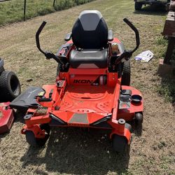 2024 Ariens Ikon 52 Inch