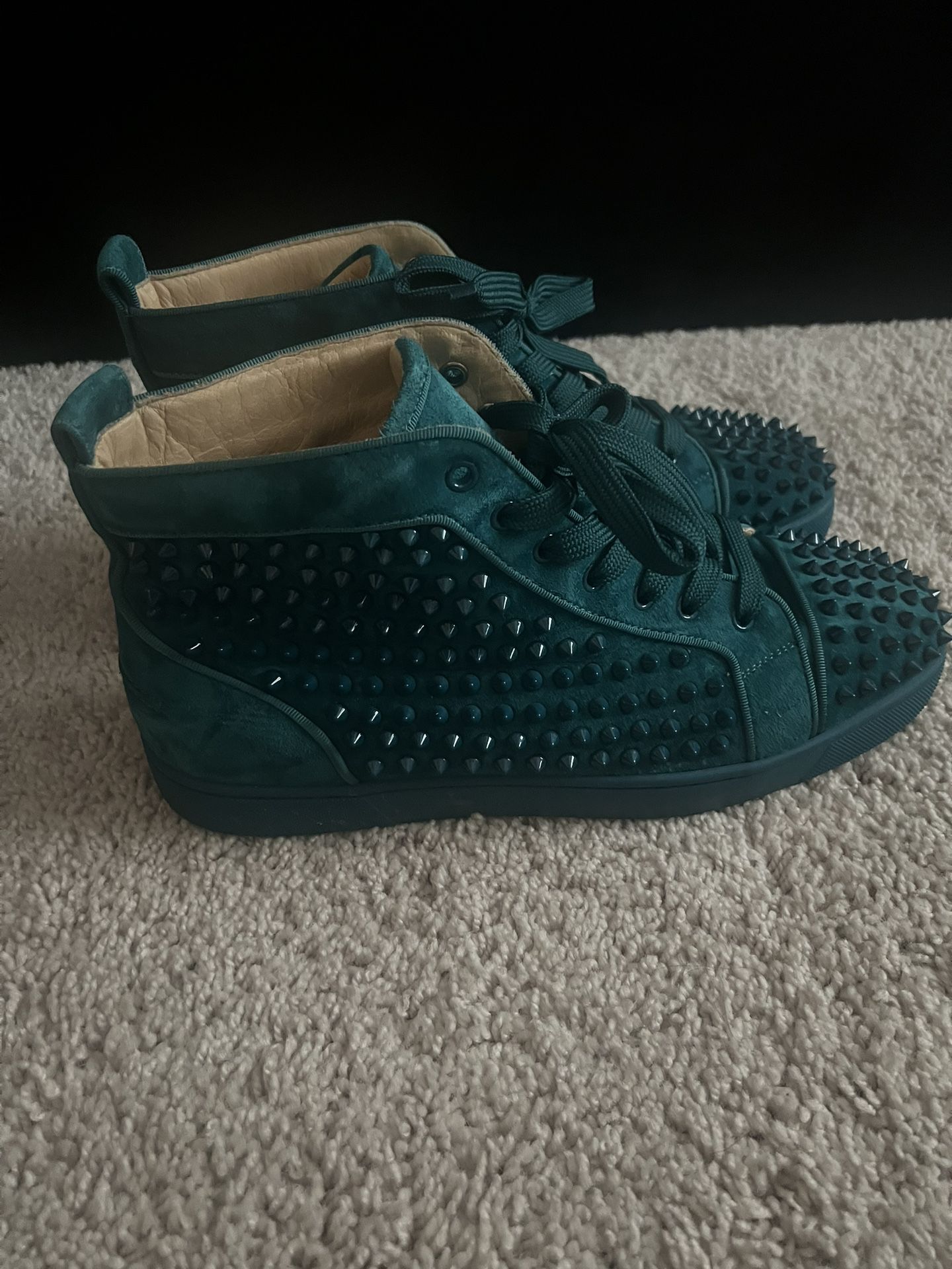 Authentic Christian Louboutin Shoes Sz 11 (With Internet Receipt) for Sale  in Orlando, FL - OfferUp