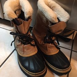 SOREL CARIBOU SNOW BOOTS