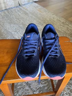 ASICS tennis shoes