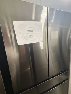 Samsung French Door Refrigerator RF29BB6800QL