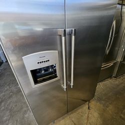 48" THERMADOR BUILT IN STAINLESS STEEL REFRIGERATOR 