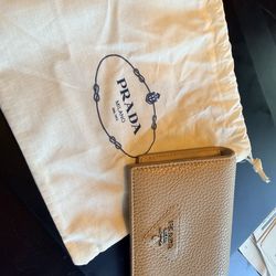 Authentic PRADA Powder Pink Saffiano Wallet w/ Receipt – Excellent Condition