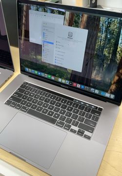 MacBook Pro 16” 8 Core I9 2019 32GB RAM 1TB 