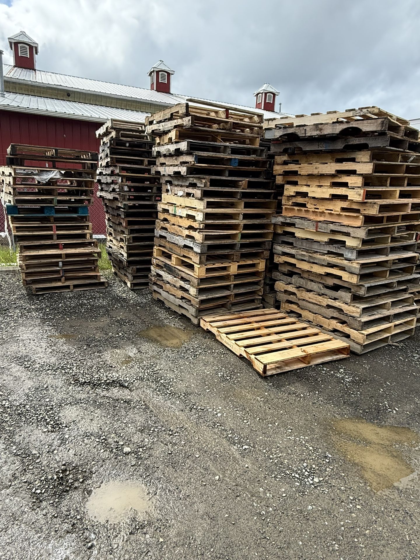 Pallets. Mostly 42x48. $1.00 A Pallet