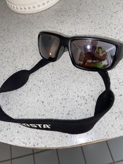 Costa polarized glasses